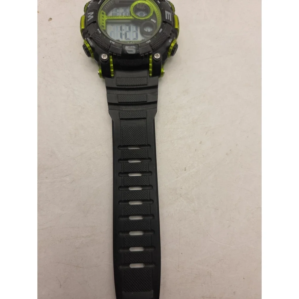 ARMITRON PRO SPORT MD12259(R) 40/8284 Water Resistant 330ft Men's Watch Works
